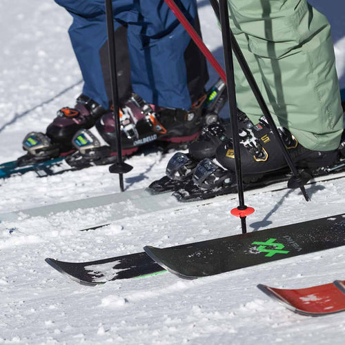 Ski de piste tout-terrain Völkl : la série Deacon