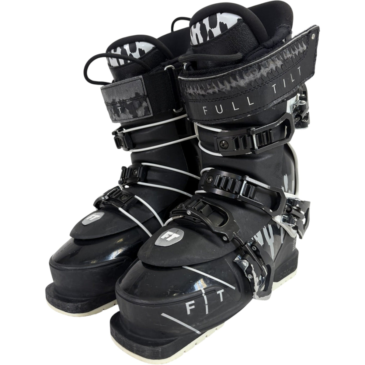 Used Plush 4 Women Ski Boots