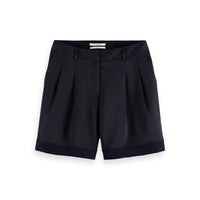 Short Tailored Femme