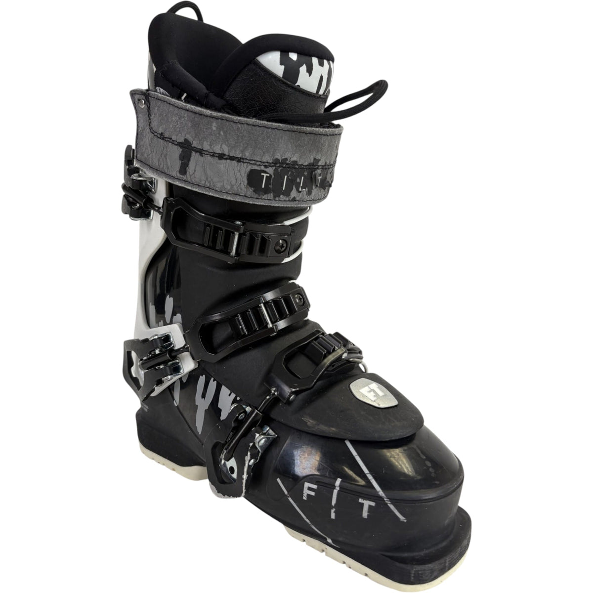 Used Plush 4 Women Ski Boots