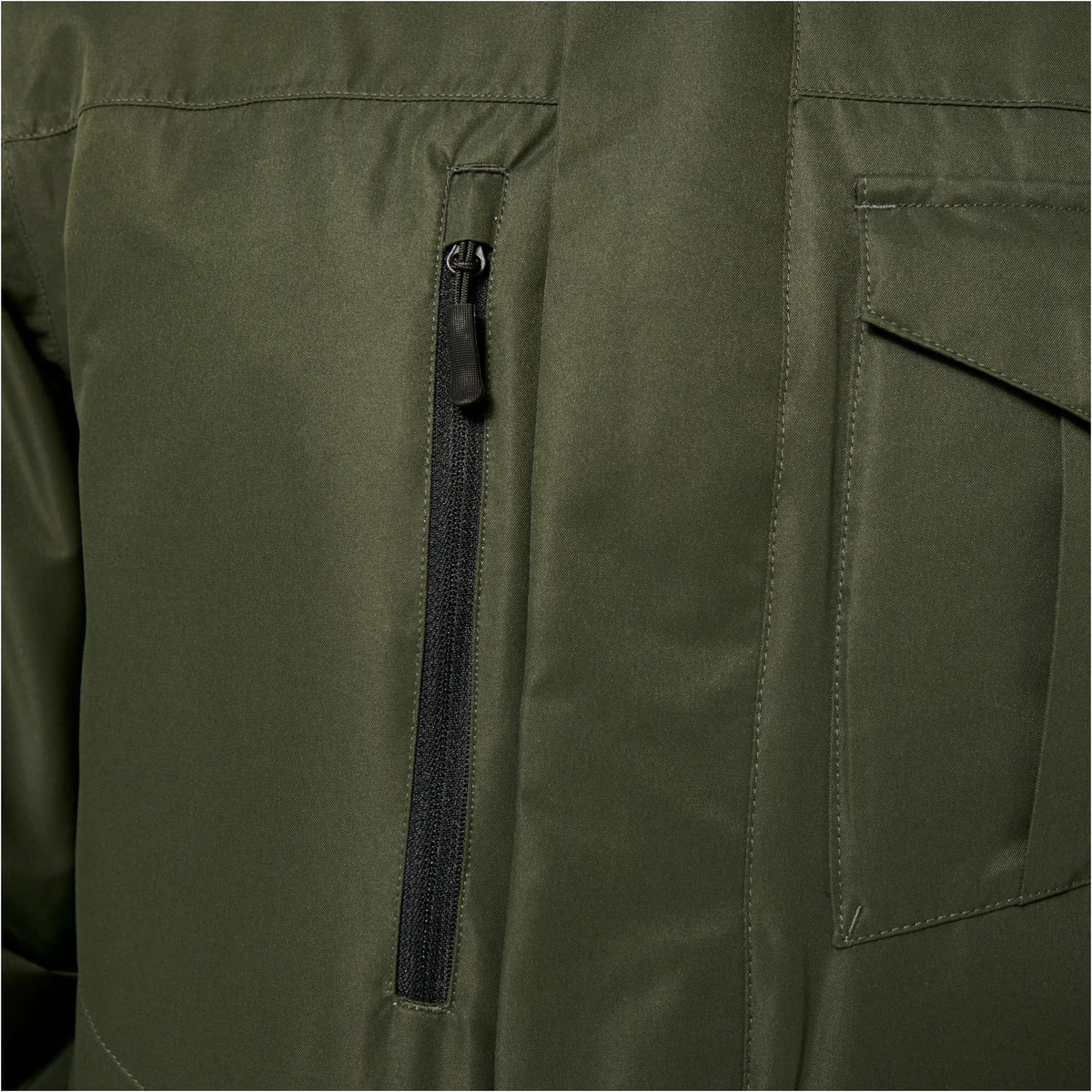 Core Divisional RC Men Jacket