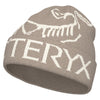 Classic Arc’teryx toque made with warm, comfortable recycled polyester.